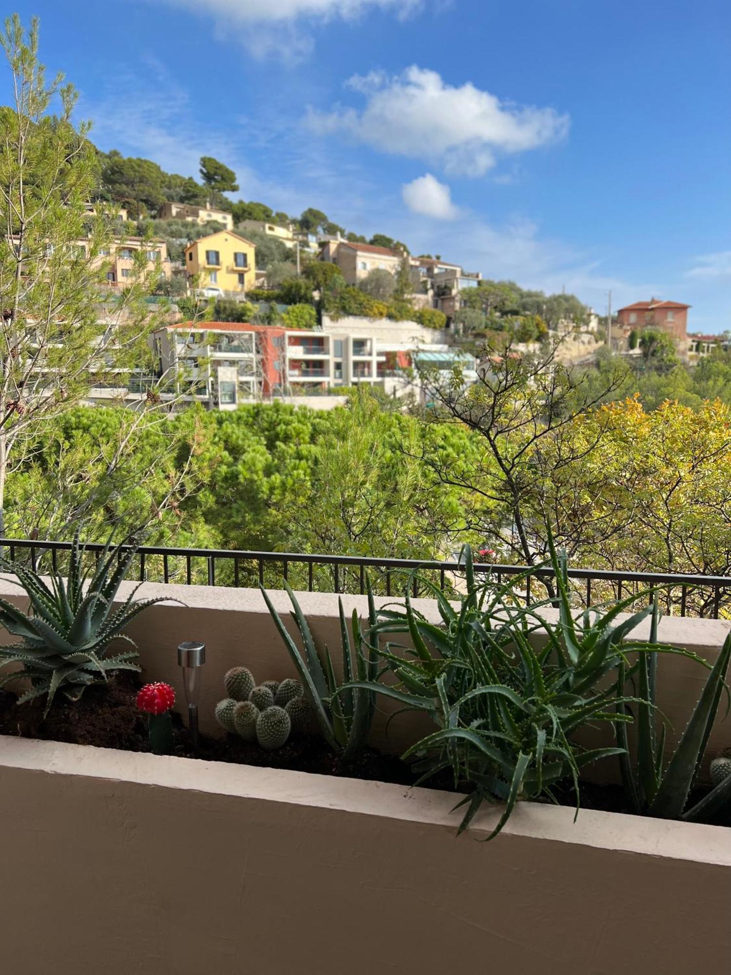 Eze Roc Apartment Exterior foto